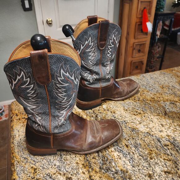 Cody James Brown Leather Cowboy Boots Style BBM164 Size 8.5D main image 5